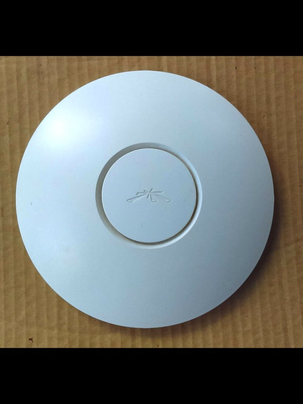 Ubiquiti Unifi AP Long Range 24V 0.5A P0E Only. Tested